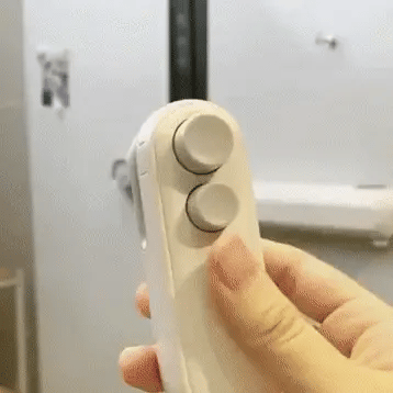 FreshLock portable mini sealer in use